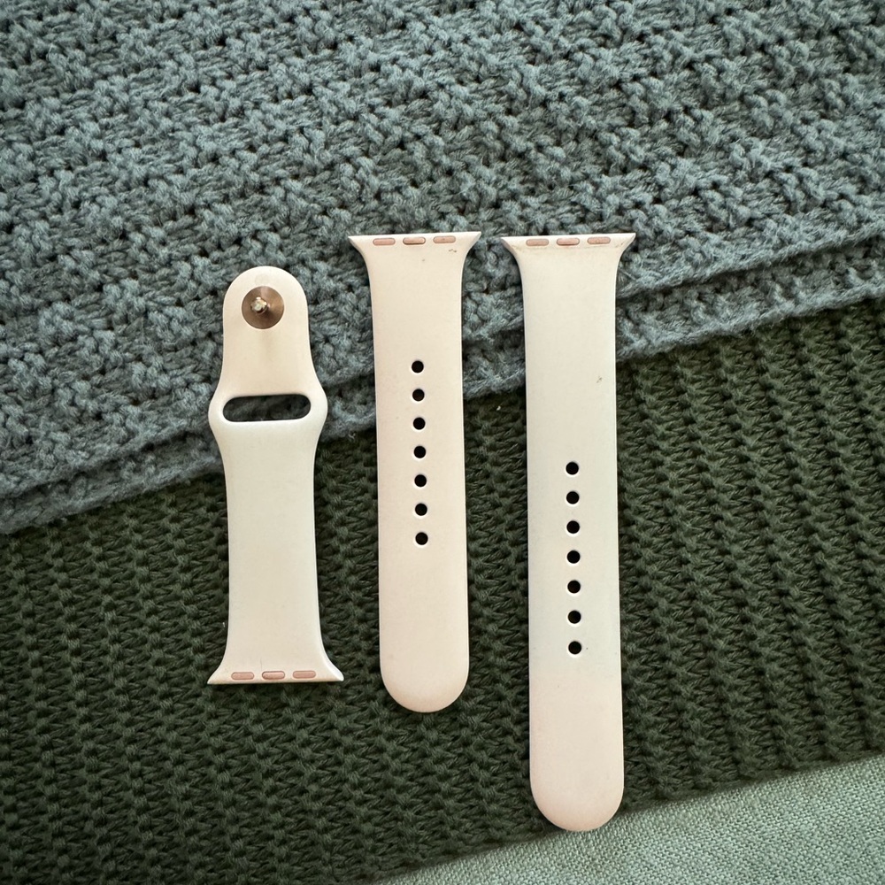 Pink and rose gold Apple Watch band
